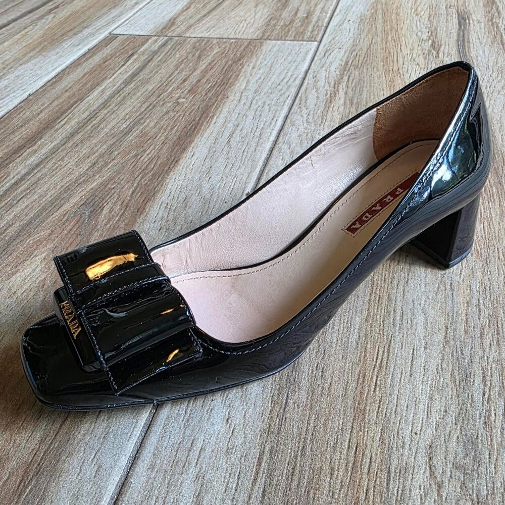 PRADA Bow Chunky Heel Black Patent Leather Shoes Eur. 36.5